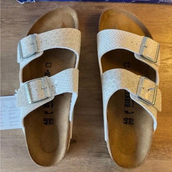 NWT Birkenstock Arizona Sandals in Shiny Magic Snake Print - Picture 5 of 10